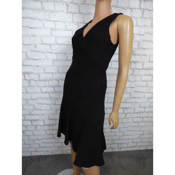 $395 Rebecca Taylor Vneck Fit & Flare Flounce Hem Little Black Dress 2 NEW - Picture 10 of 16